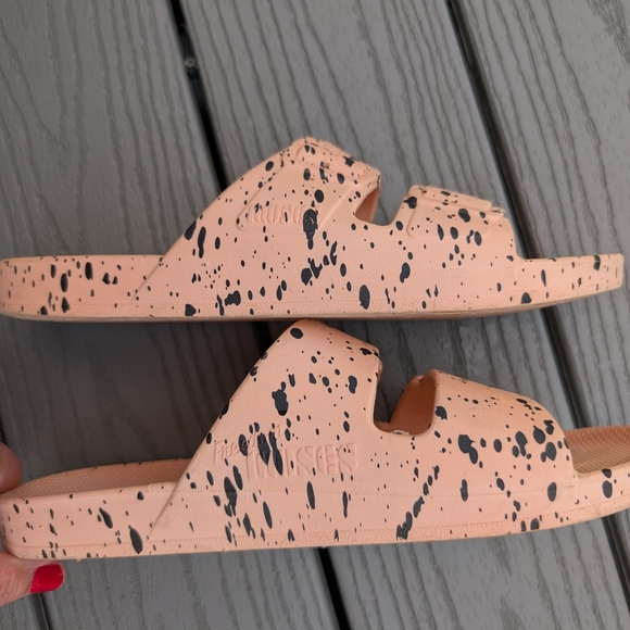 Freedom Moses Angie Pink with splatters
size 39/40 - Picture 2 of 4